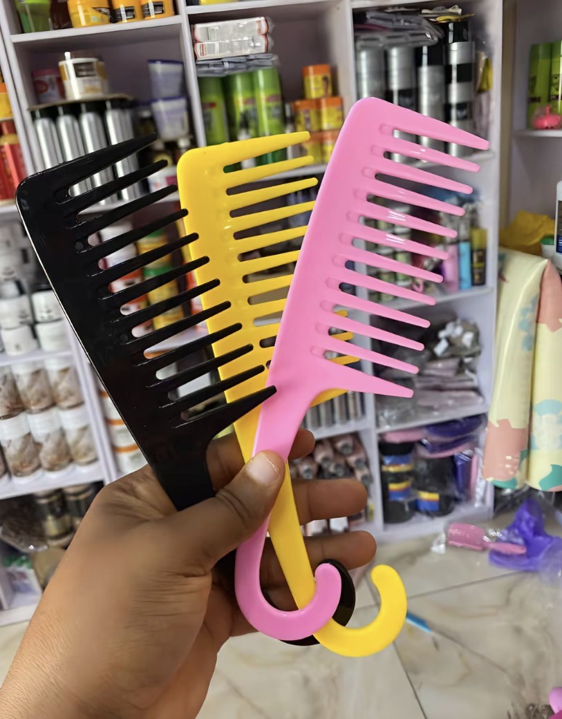 Wide Comb